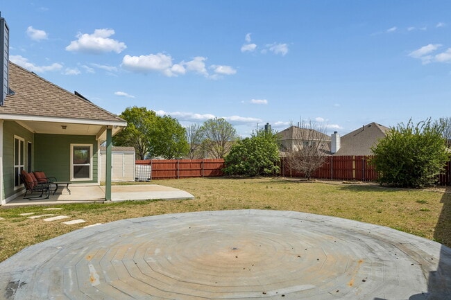 Building Photo - 9865 Tanglebrush Dr