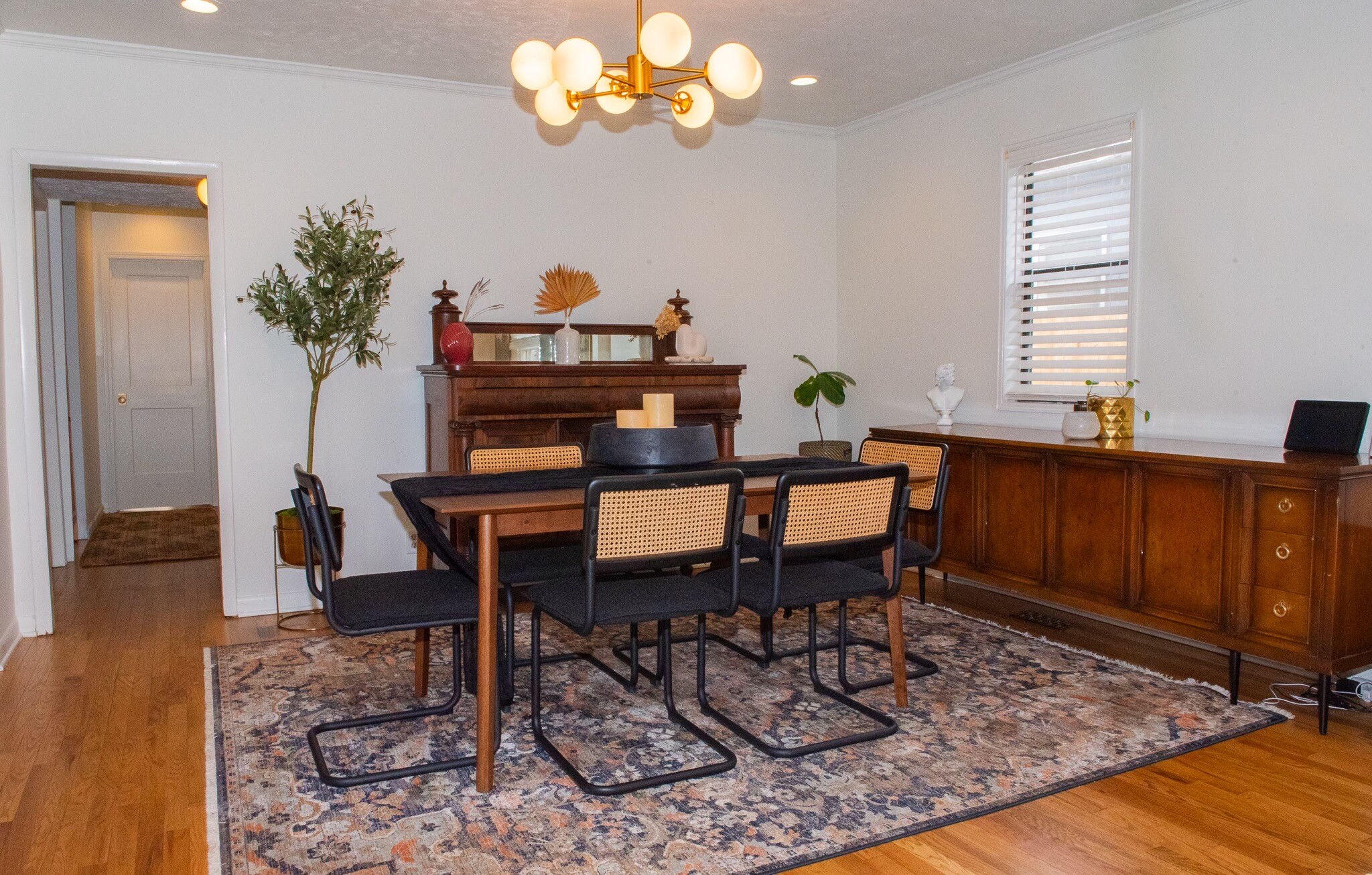 Dining room - 870 Vera St SE