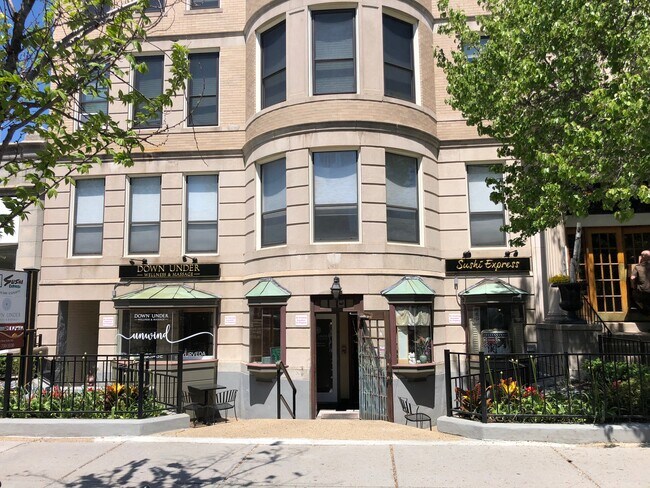 Primary Photo - 1038 Beacon St