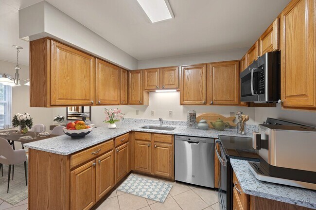 Floorplan - Indian Creek Apartments and Townhomes