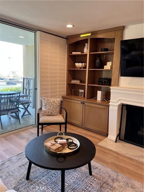 Building Photo - 723 Palisades Beach Rd