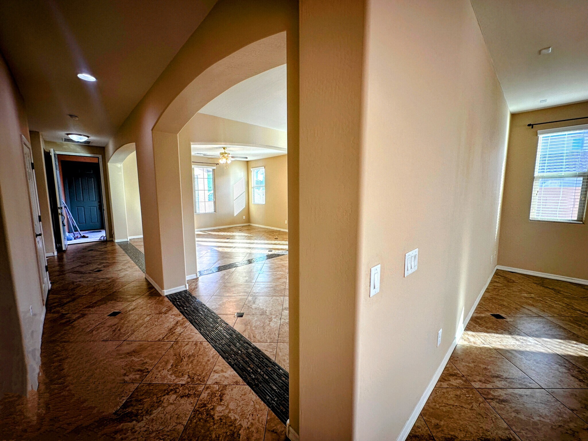 Building Photo - 4717 W Sweet Iron Pass