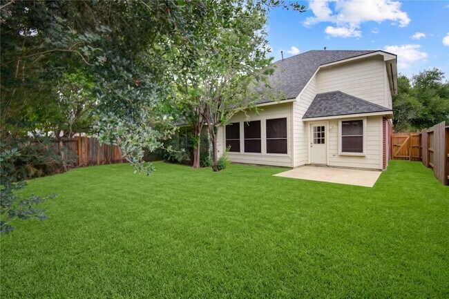 Building Photo - 3719 Cane Lake Dr