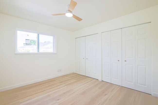 Building Photo - Beautiful 2-bedroom, 1-bathroom townhouse located in the vibrant city of El Paso