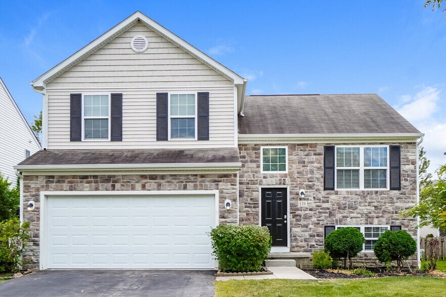 Primary Photo - 139 Glen Crossing Dr