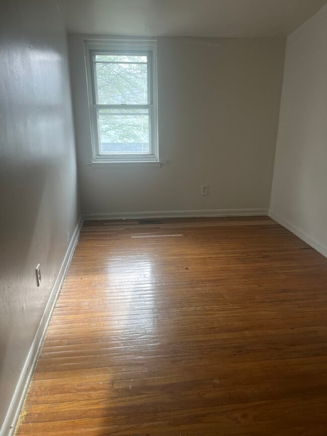 Building Photo - 861 N Fallon St