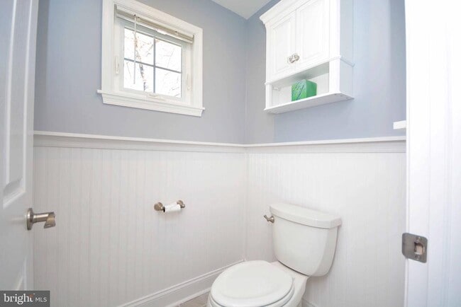 Building Photo - 2501 Eastern Point Ct