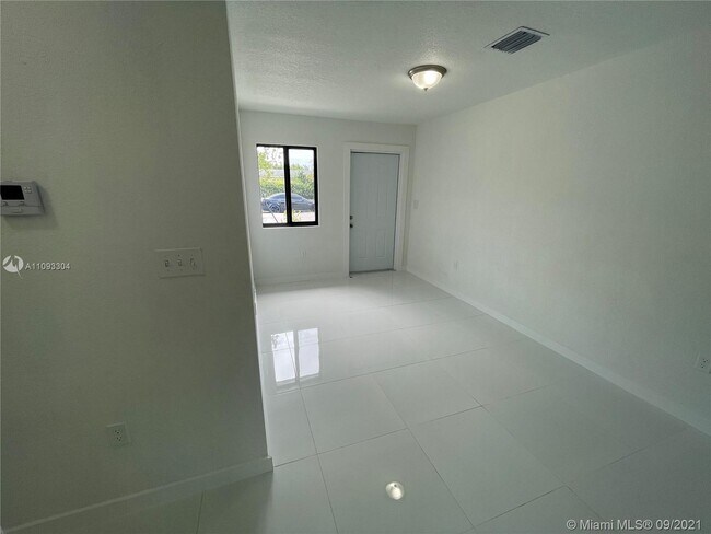 Building Photo - 298 NW 97th St