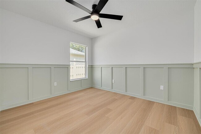 Building Photo - 9418 Azalea Ridge Cir