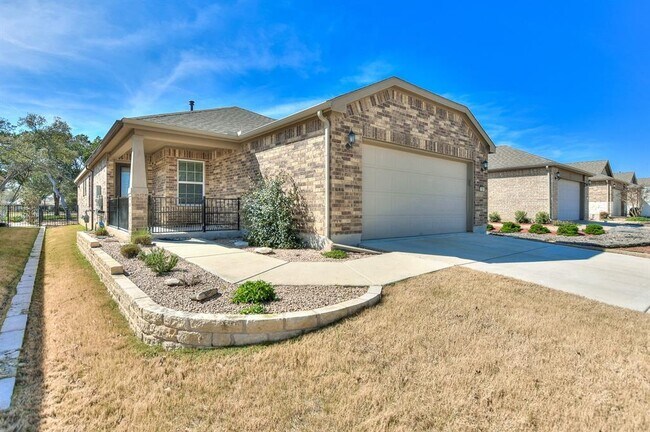 Building Photo - 220 Comal Ln