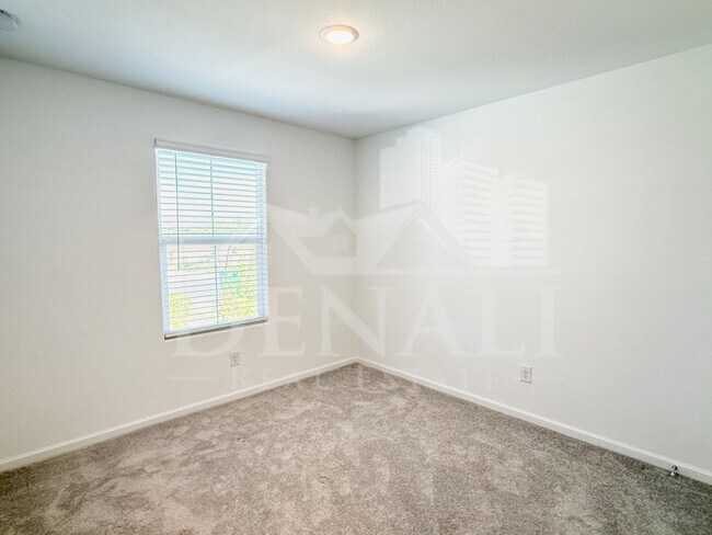 Building Photo - 32300 N Hermon Rd