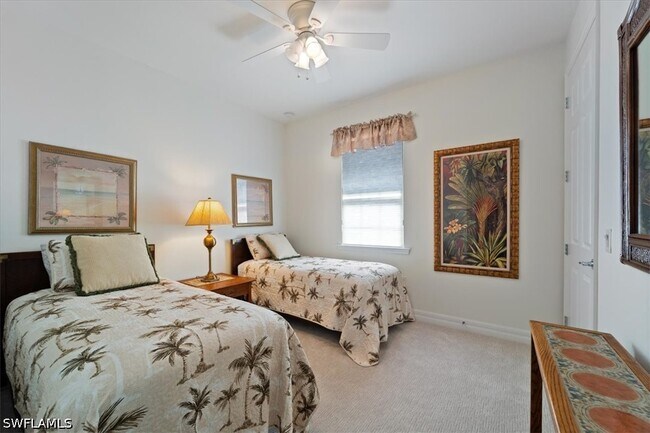 Building Photo - 6140 Victory Dr