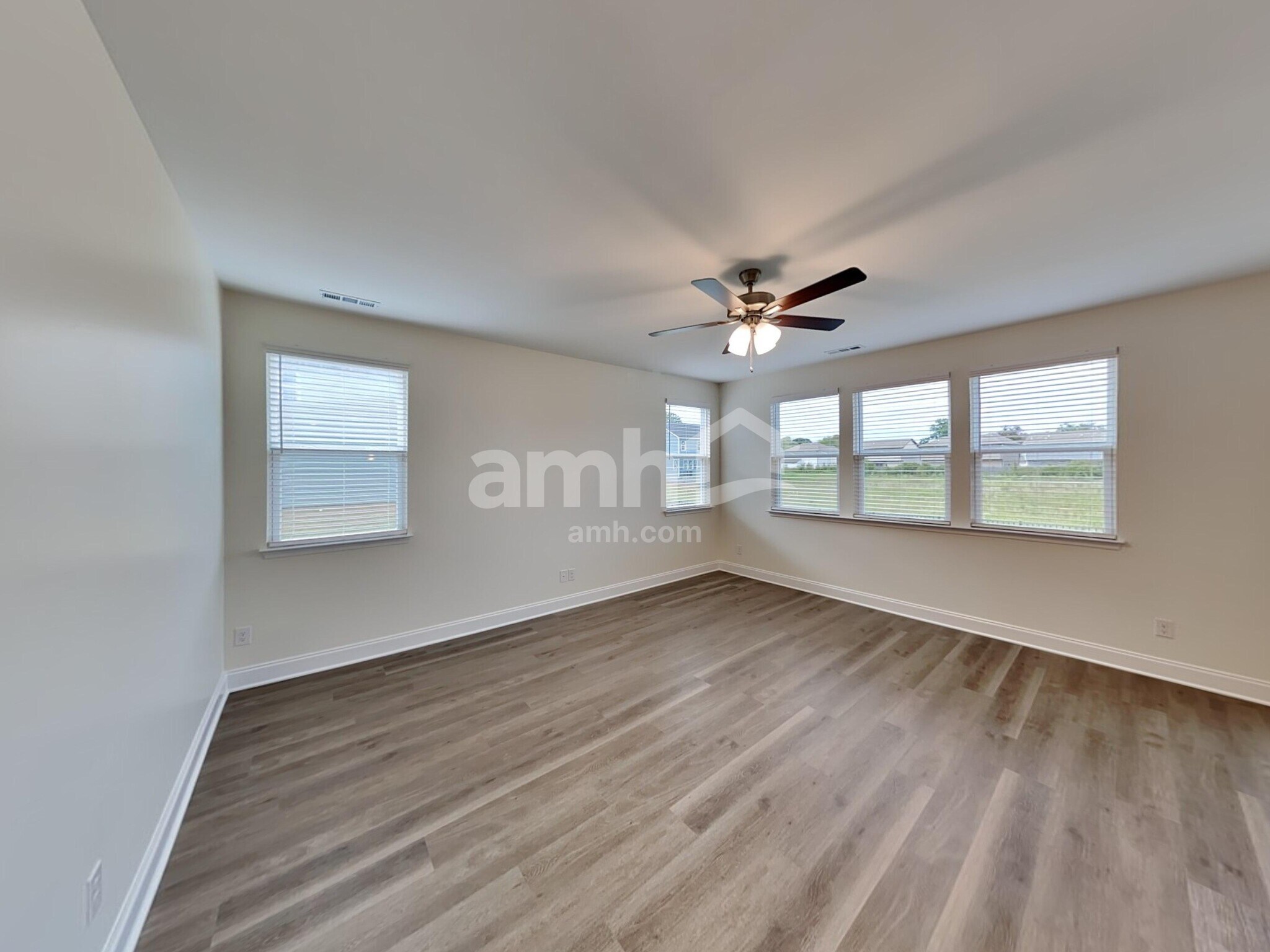 Building Photo - 5328 Trust Dr