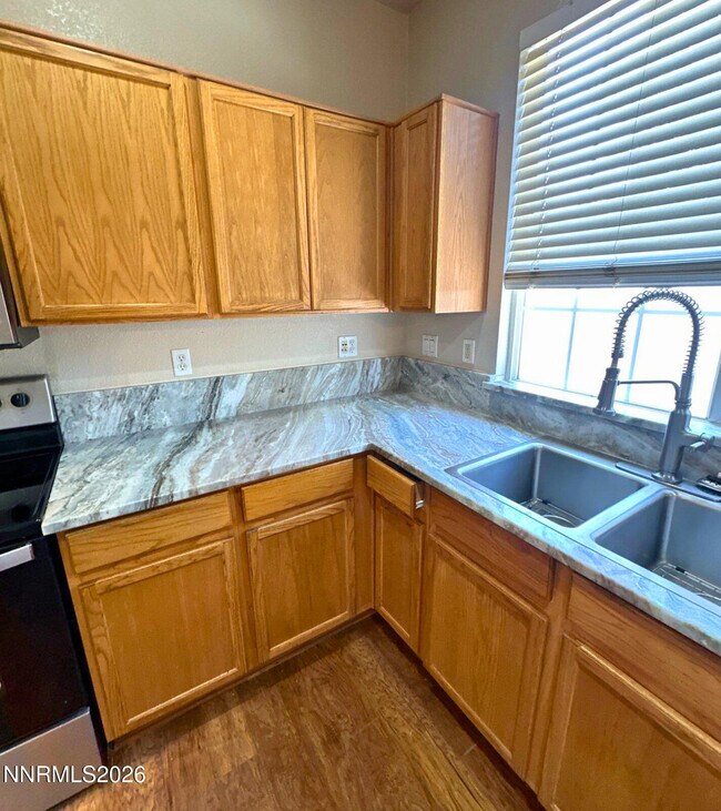 Building Photo - 2521 Napoli Dr