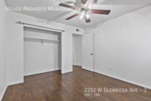 Building Photo - 2202 W Glenrosa Ave