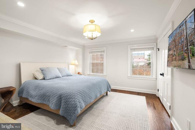 Building Photo - 312 N Pitt St