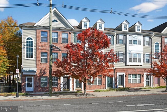 Building Photo - 1062 Lamberton St