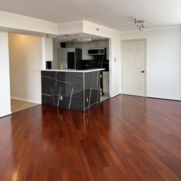 Building Photo - 3525 Sage Rd