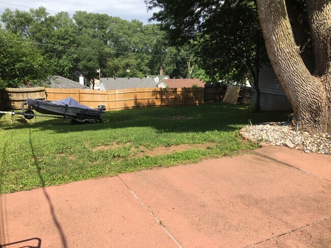 Backyard - 911 S Mulberry St