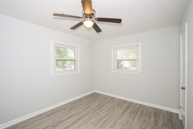 Building Photo - Spacious Living Areas in North Augusta, SC!