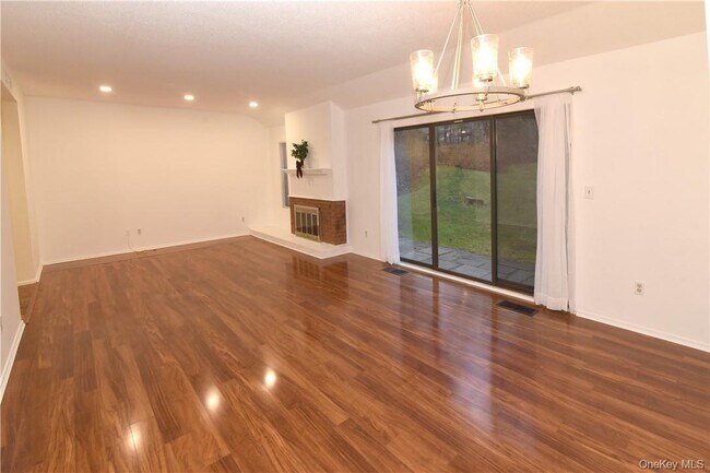 Building Photo - 188 Heritage Hills