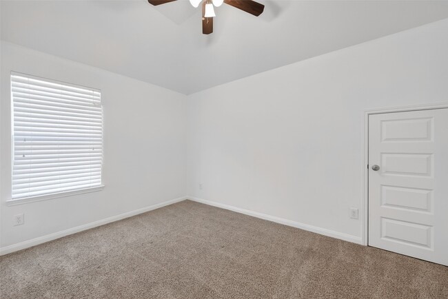 Building Photo - 20515 Bandrock Terrace