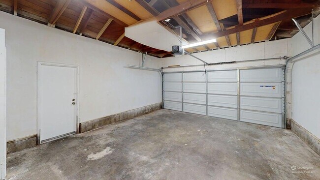 Building Photo - 717 I St