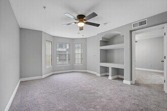 Building Photo - 8516 Island Breeze Ln