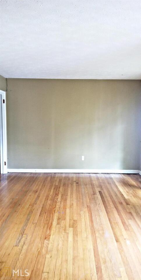 Building Photo - 2913 Horse Shoe Dr