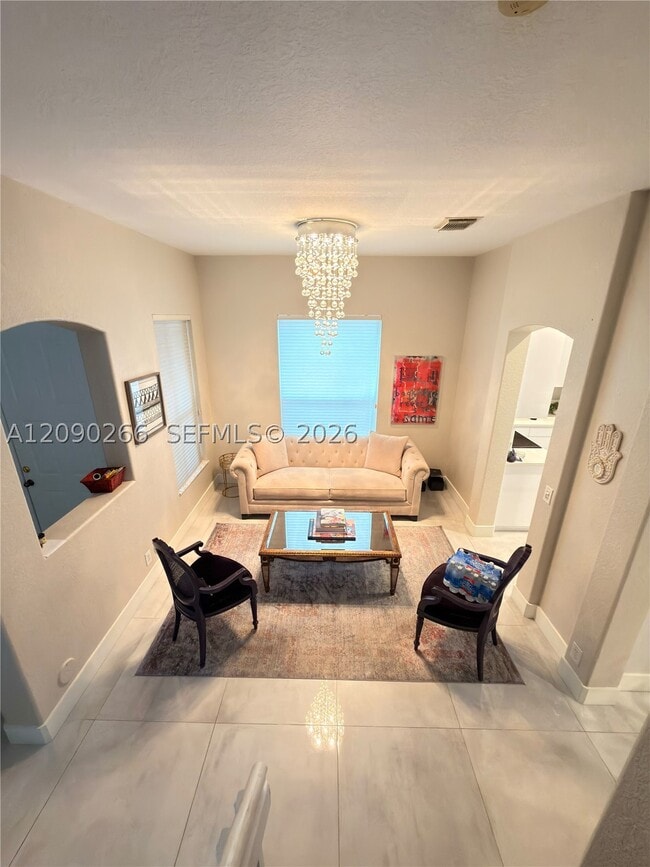 Building Photo - 5051 SW 35th Way