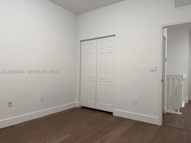 Building Photo - 4017 SW 149th Ct