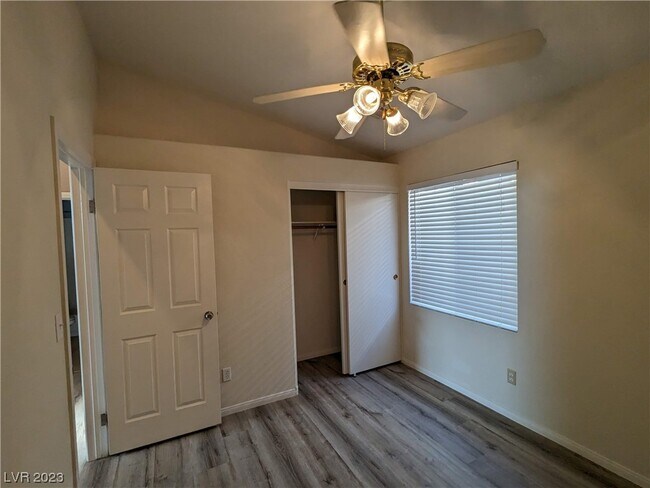 Building Photo - 10500 White Heath Ct
