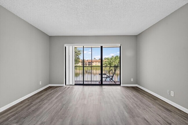 Building Photo - 629 Sea Pine Way