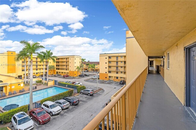 Building Photo - 14961 SW 82nd Ln