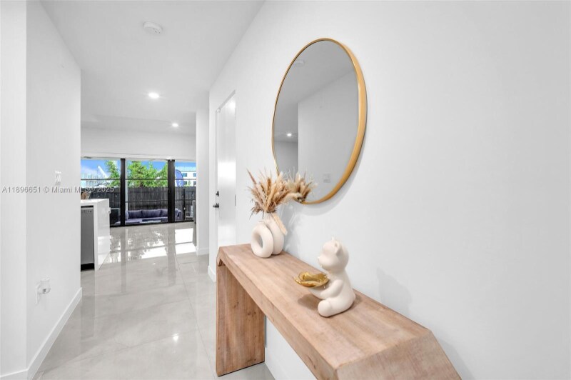 Building Photo - 1337 NW 3rd St