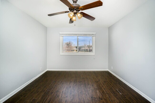 Building Photo - 1 bedroom 1 badroom condo in Franklin