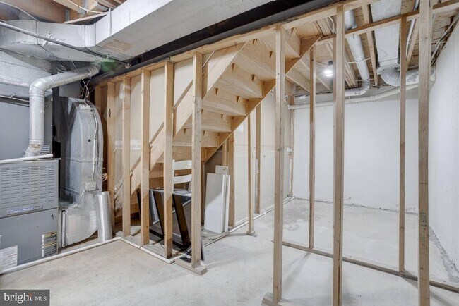 Building Photo - 9369 Tovito Dr