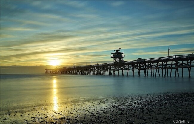 Building Photo - 256 1/2 Avenida Madrid Unit B