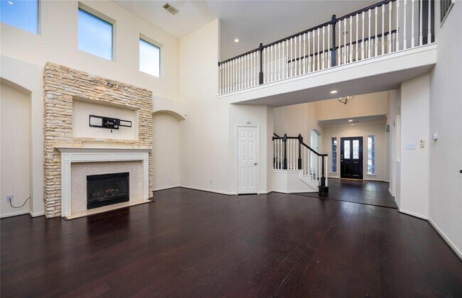 Building Photo - 2327 Centerbrook Ln
