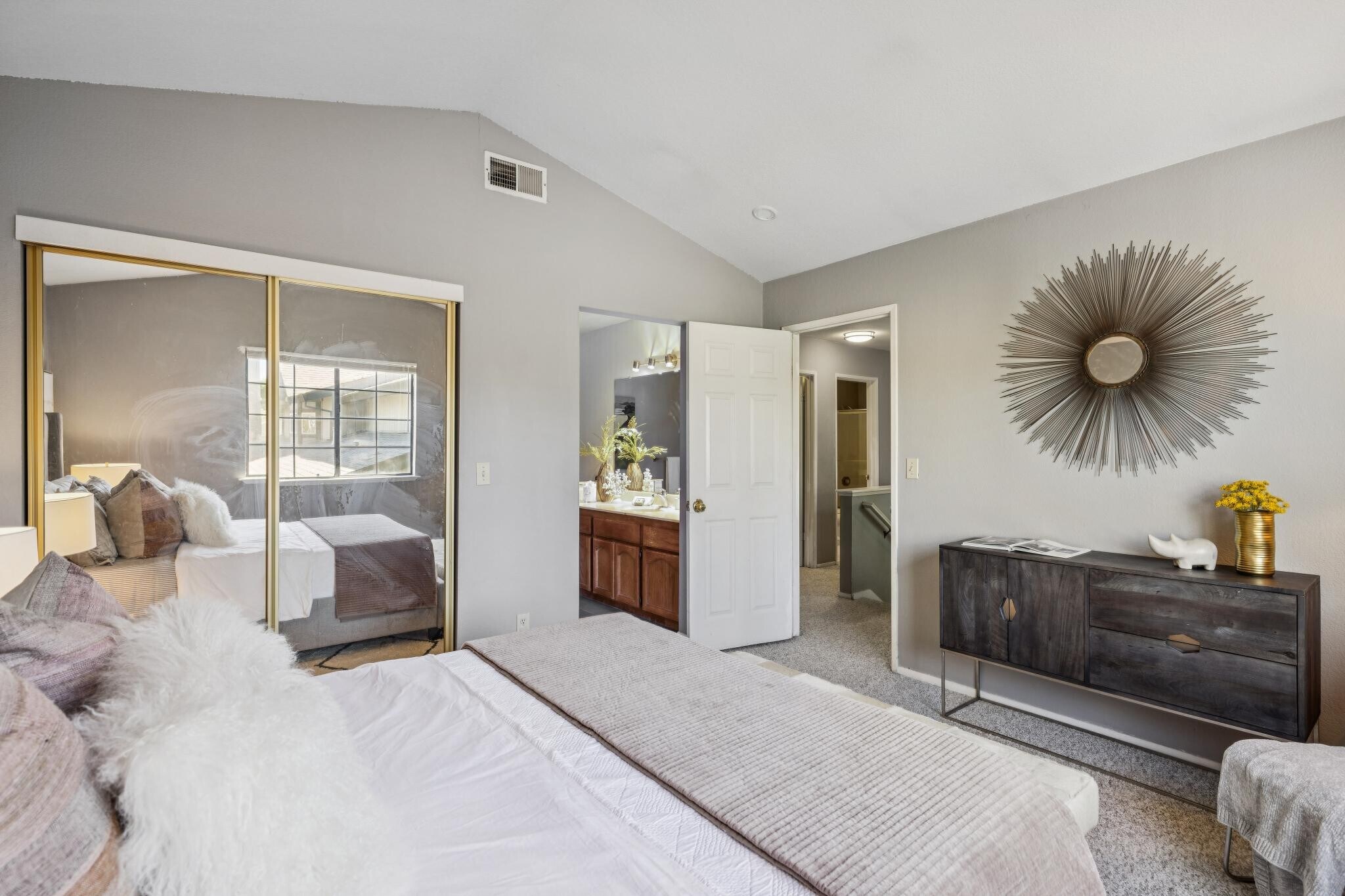 Building Photo - 7300 Perera Cir