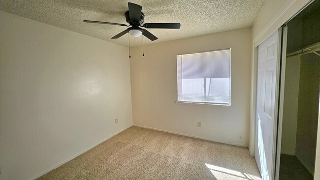 Building Photo - Beautifully Updated 3 Bedroom, 2 Bathroom Home in a Quiet Cul-de-Sac!