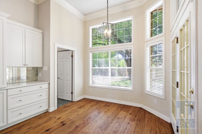 Building Photo - 41 Stillmeadow