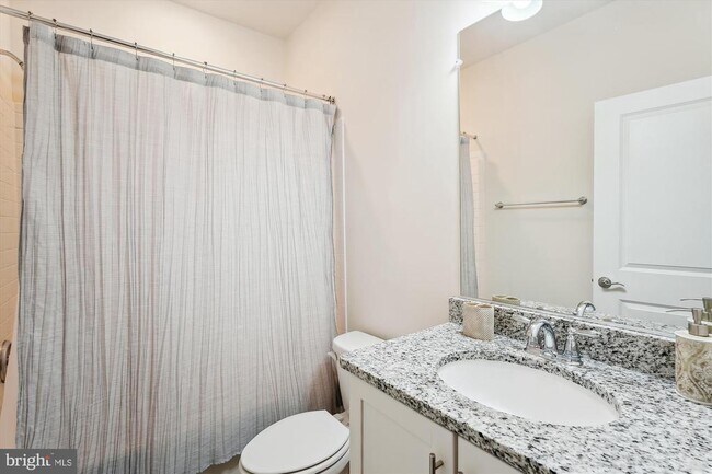 Building Photo - 13358 Sherwood Park Ln