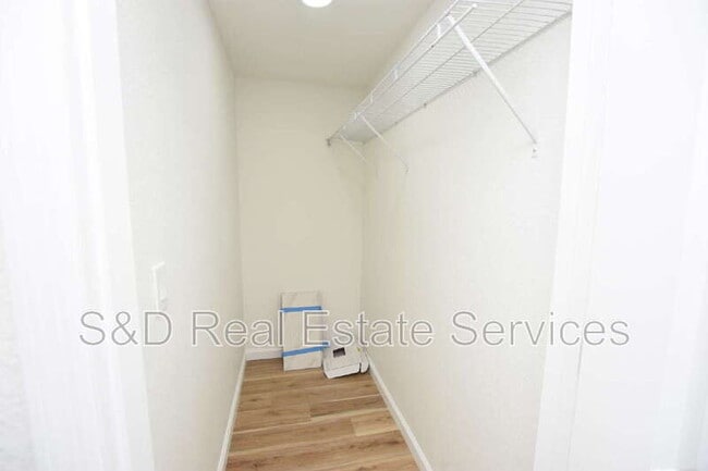 Building Photo - 2919 Hickory St