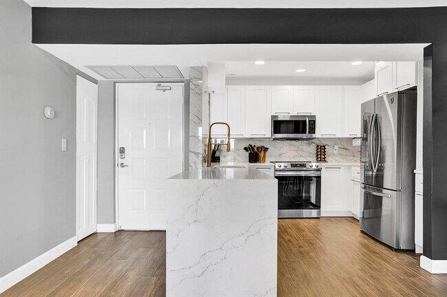 Building Photo - 8665 Boca Glades Blvd W