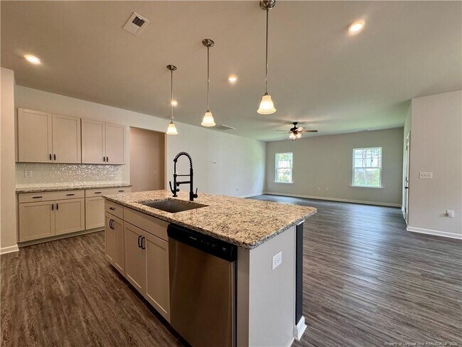 Building Photo - 107 Altair Ln