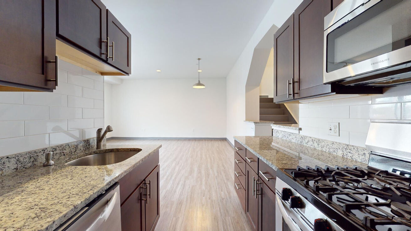 Building Photo - 147A E Berkeley St