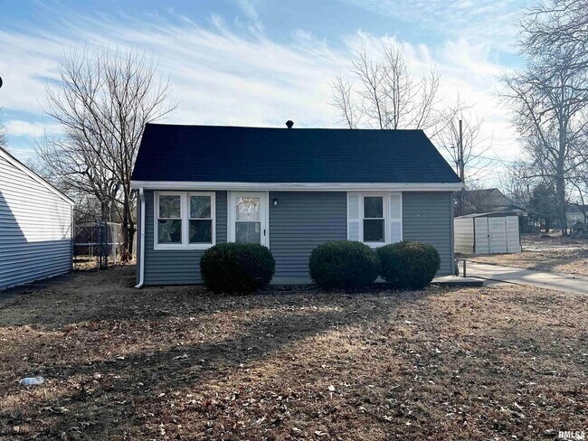 Building Photo - 2022 W Richwoods Blvd
