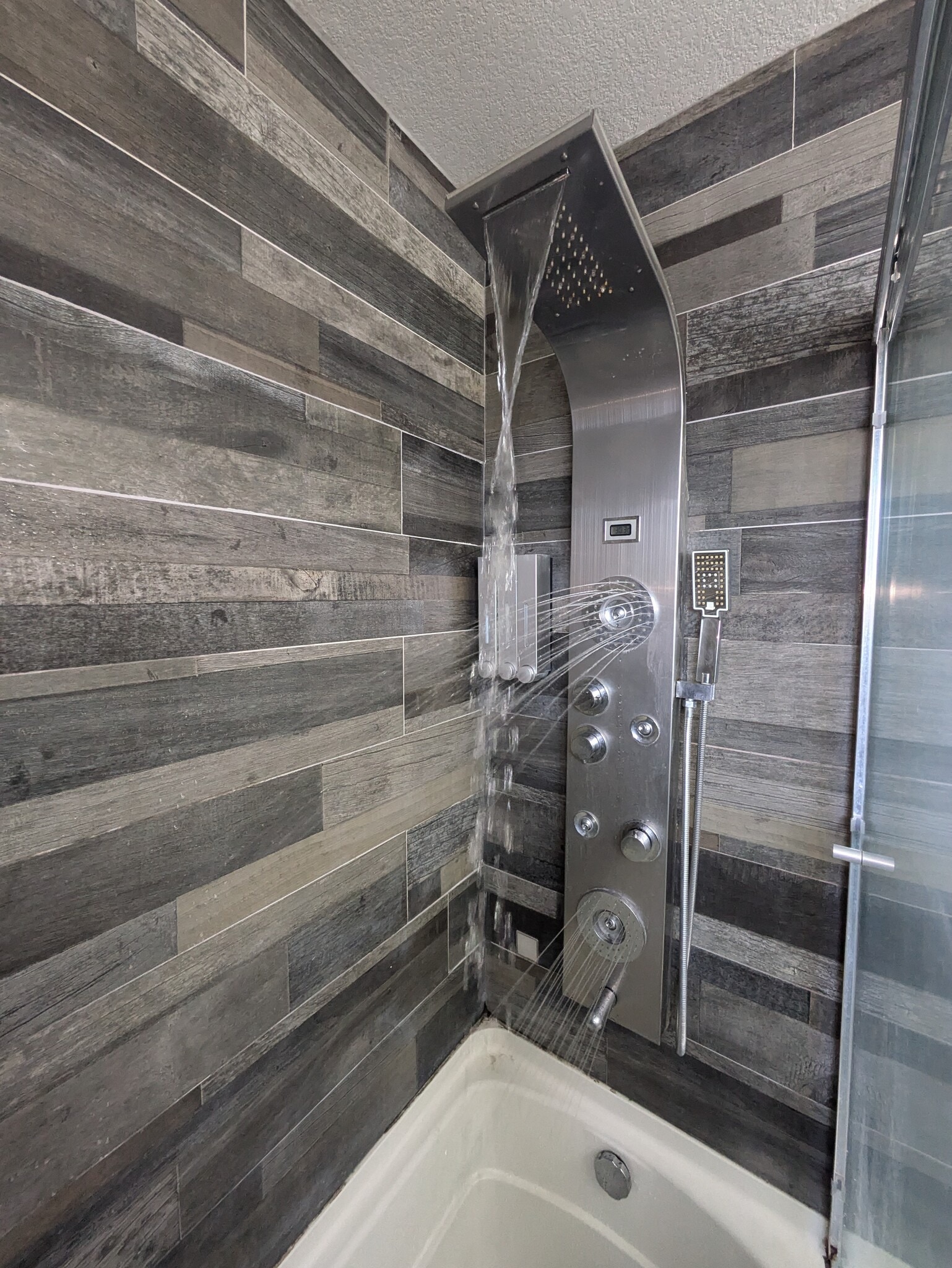 Shower - 30273 Conifer Rd