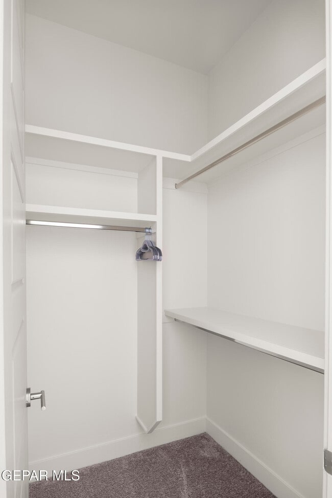 Building Photo - 828 Durham Wy